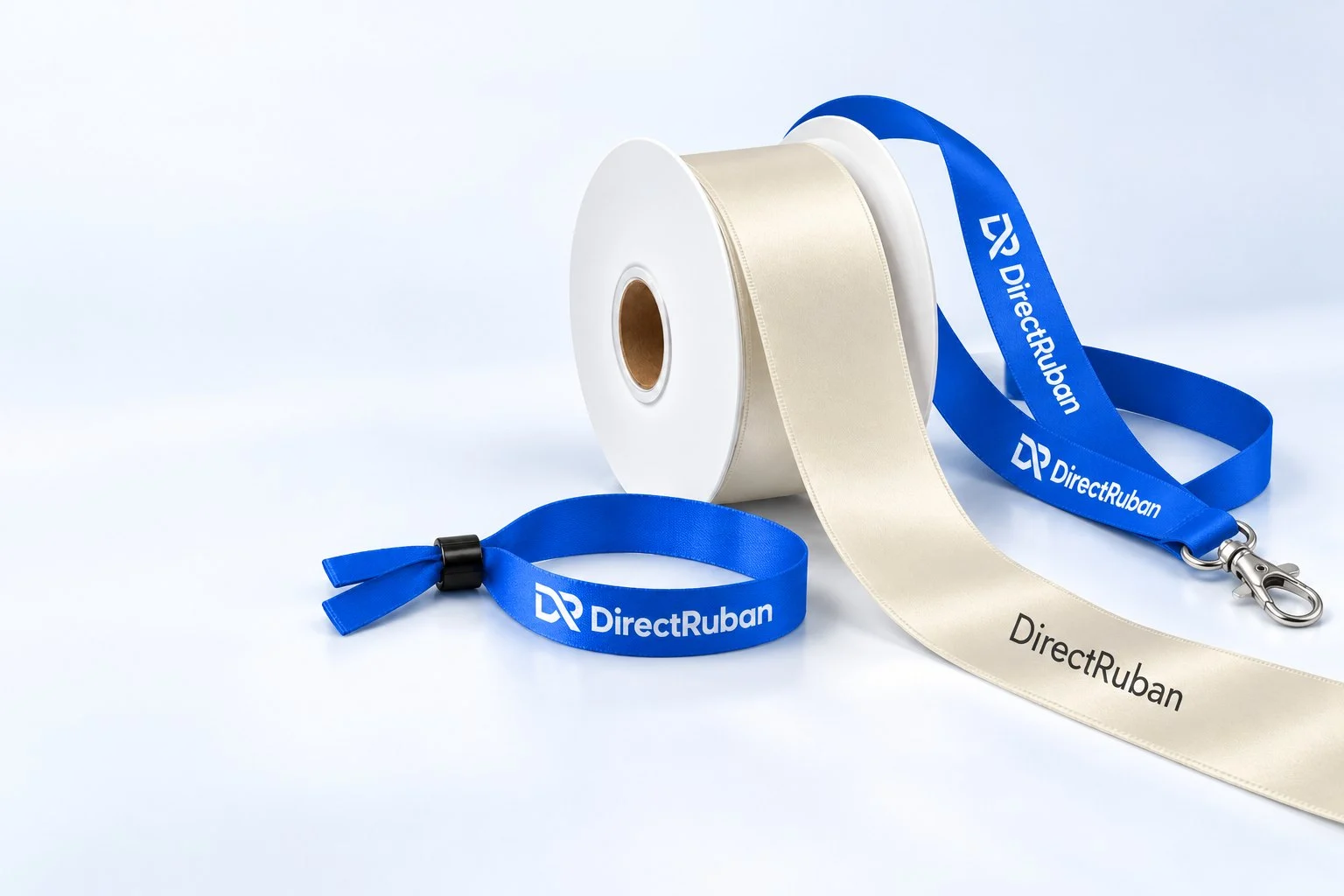 Ruban satin écru, tour de cou et bracelet tissu bleus imprimés DirectRuban